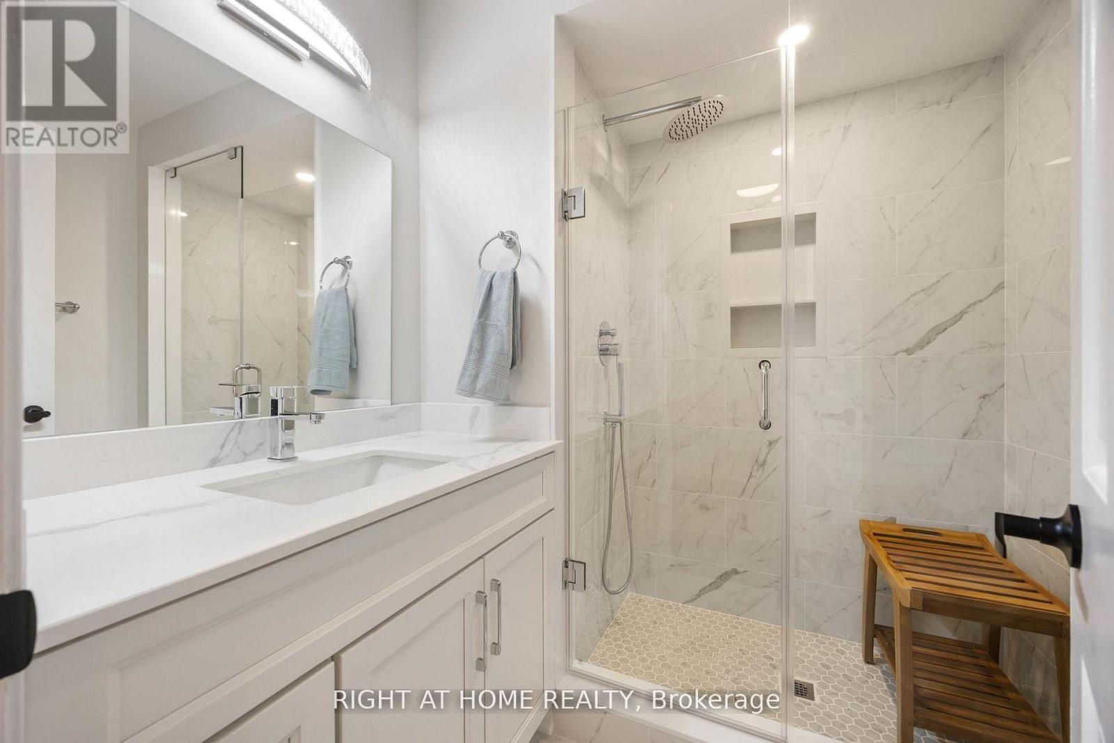 13 - 2 Wooded Carse Way, Toronto, Ontario  M2R 3H7 - Photo 18 - C13015198