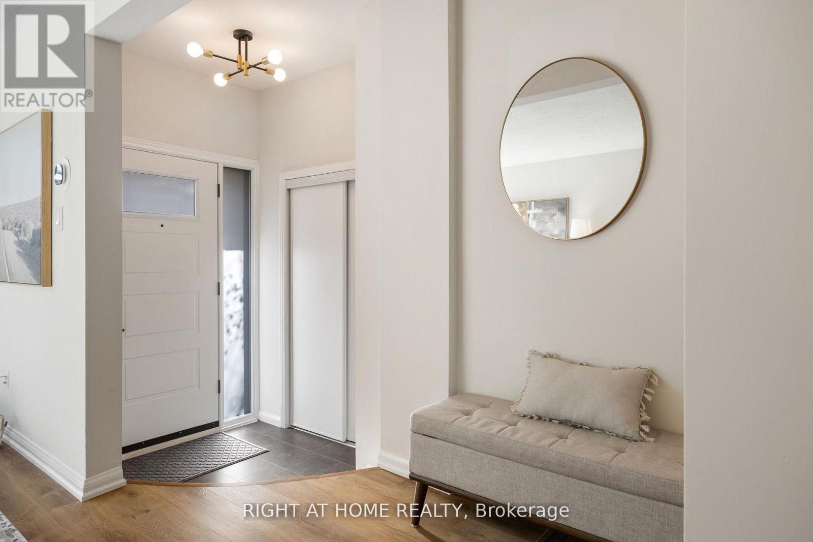 13 - 2 Wooded Carse Way, Toronto, Ontario  M2R 3H7 - Photo 3 - C13015198