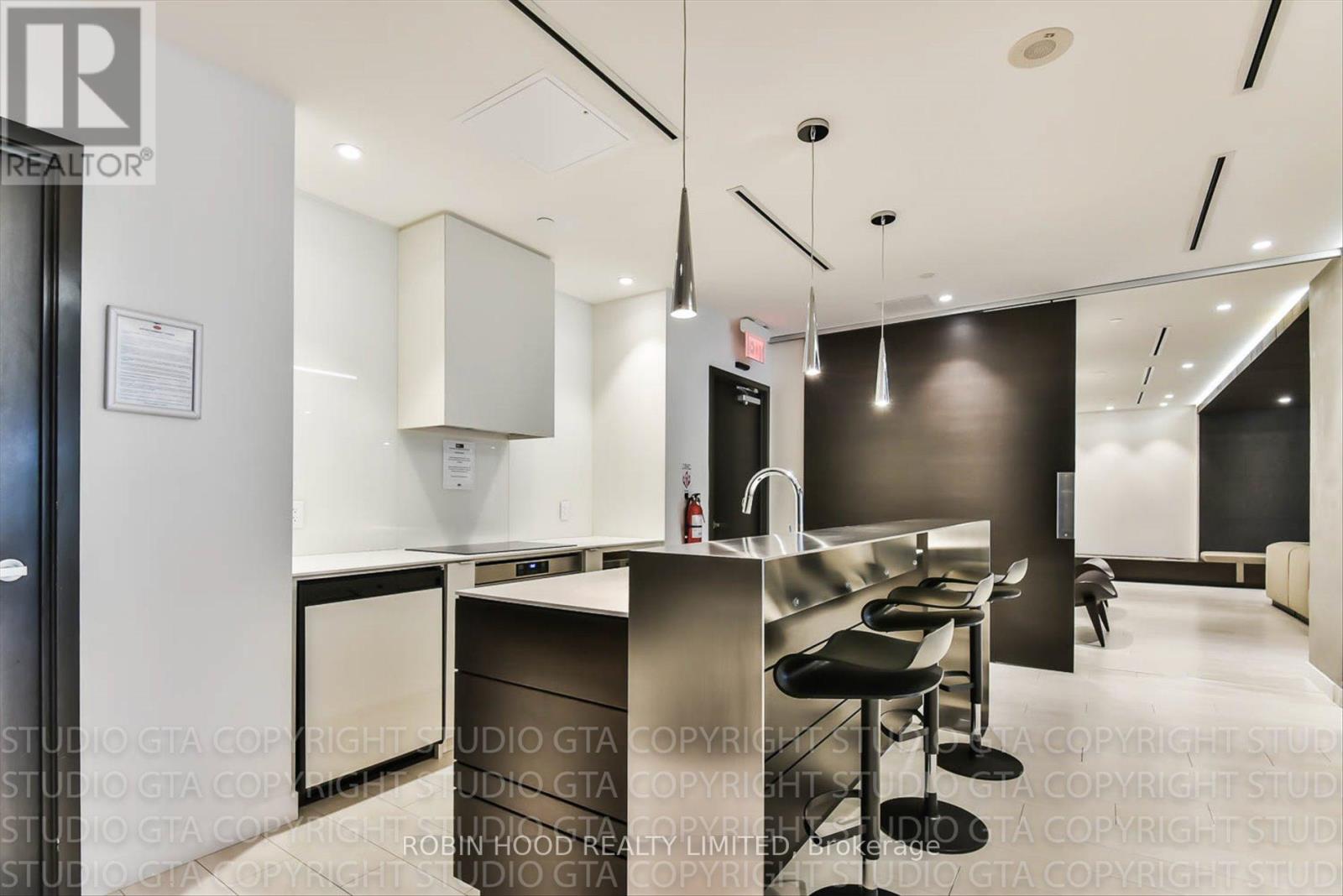 2303 - 170 Sumach Street, Toronto, Ontario  M5A 0C3 - Photo 31 - C13015224