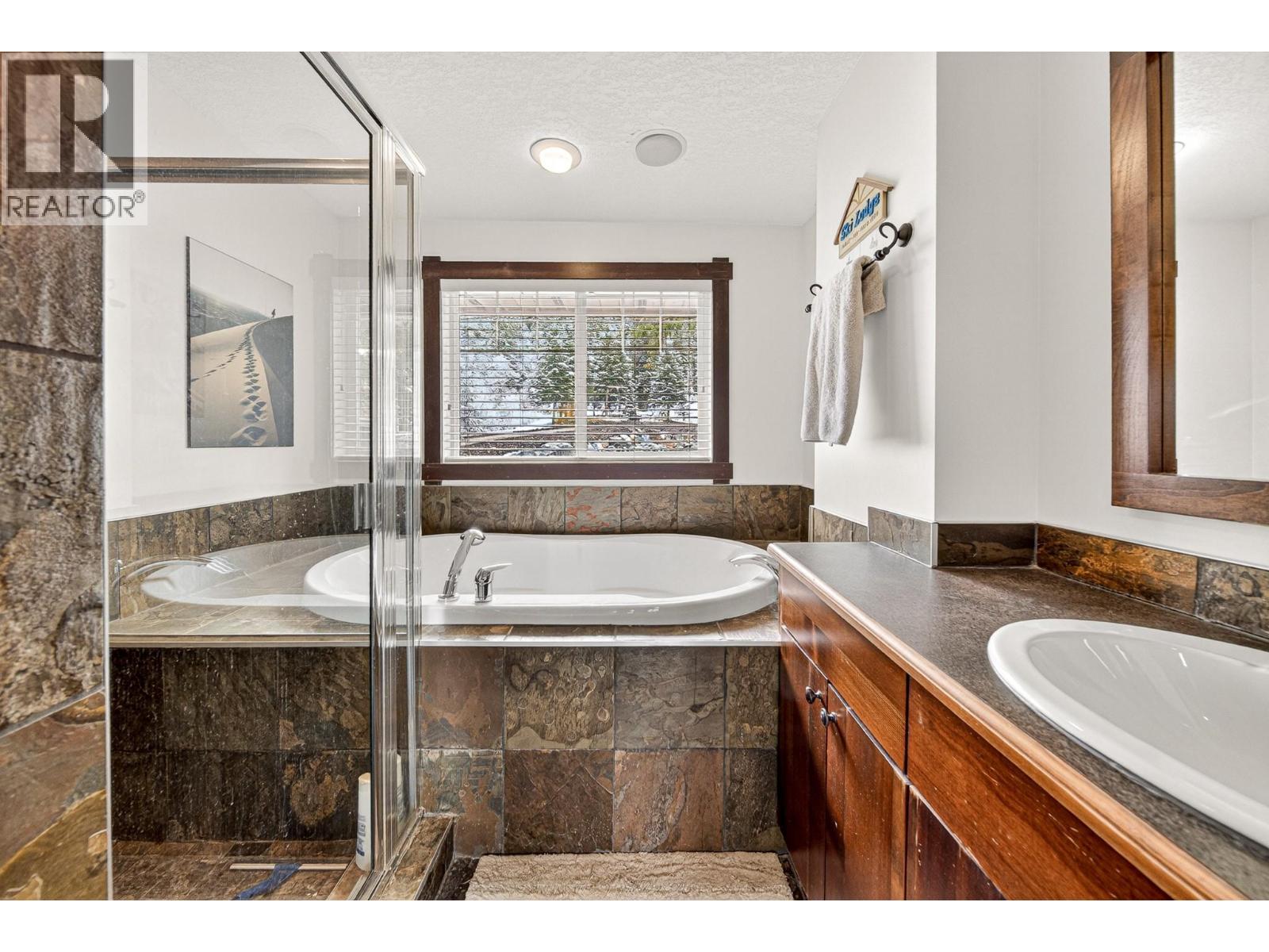 9948 Stephenson Road, Hosmer, British Columbia  V0B 1M5 - Photo 23 - 10383657