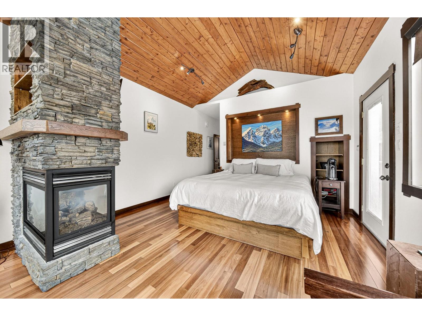 9948 Stephenson Road, Hosmer, British Columbia  V0B 1M5 - Photo 28 - 10383657