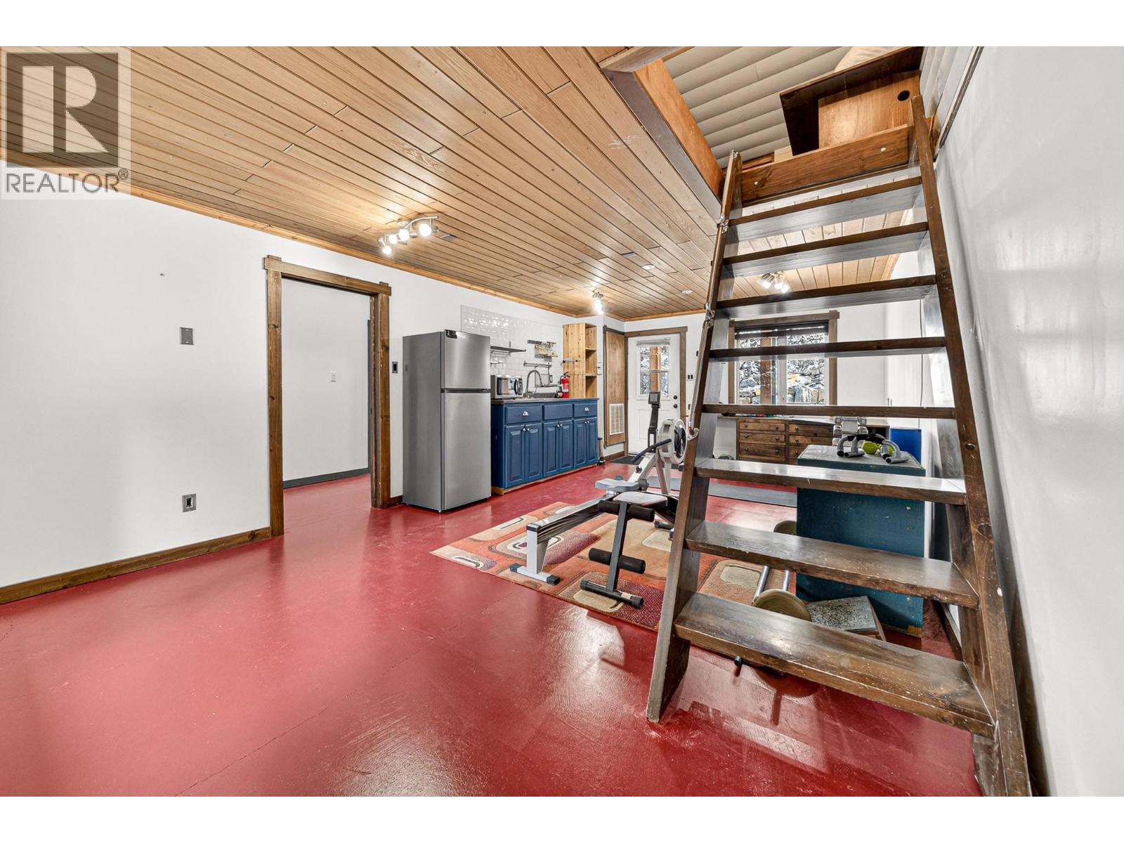 9948 Stephenson Road, Hosmer, British Columbia  V0B 1M5 - Photo 79 - 10383657