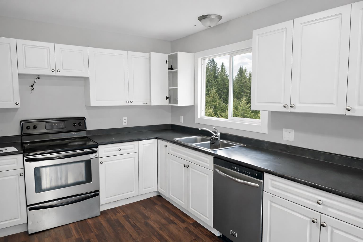 28140 56 Avenue, Abbotsford, British Columbia  V4X 2P2 - Photo 2 - R3076746