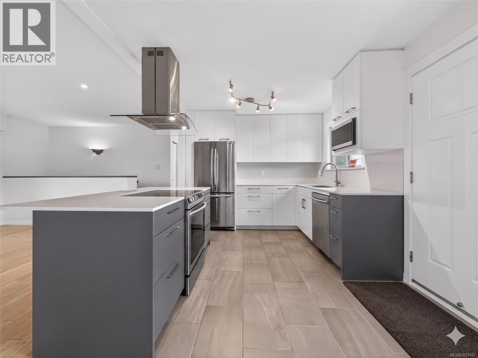 1685 Piercy Ave, Courtenay, British Columbia  V9N 3G1 - Photo 30 - 1027437