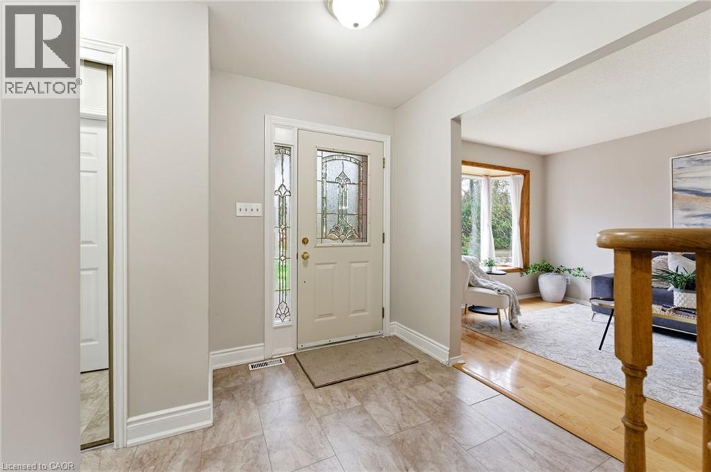 222 Riverview Street, Oakville, Ontario  L6L 5W3 - Photo 3 - 40814858