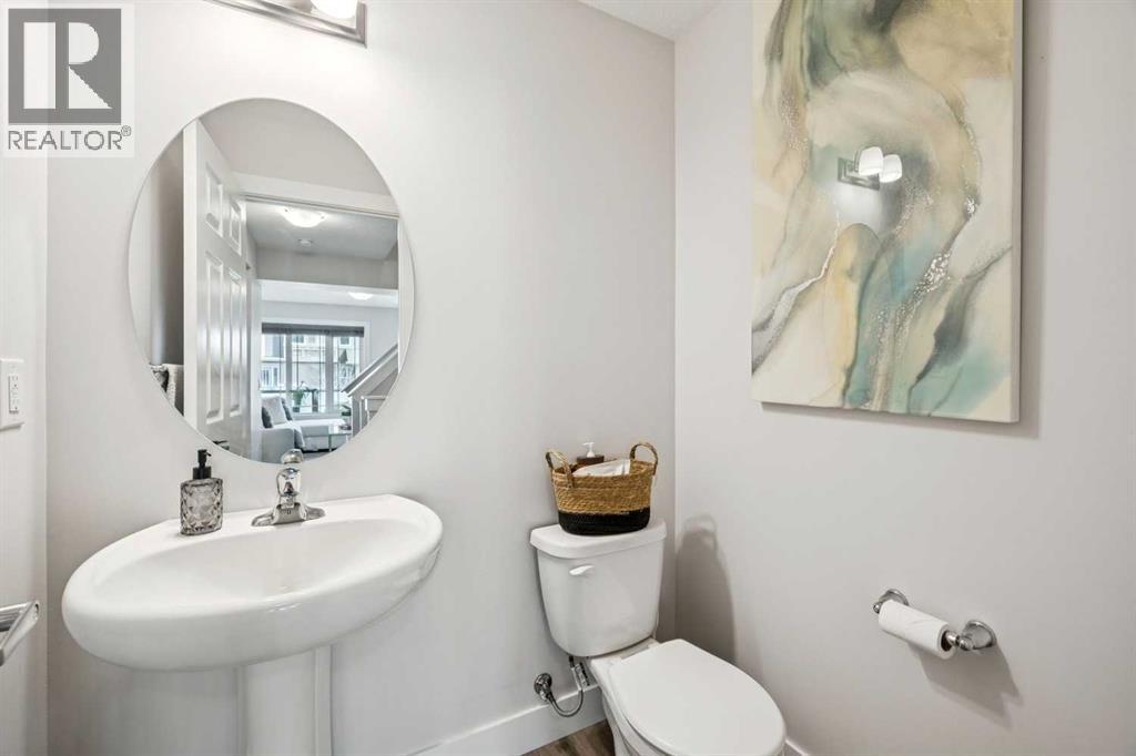 230 Hillcrest Gardens Sw, Airdrie, Alberta  T4B 4J2 - Photo 10 - A2303034