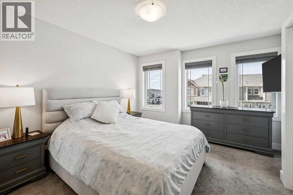 230 Hillcrest Gardens Sw, Airdrie, Alberta  T4B 4J2 - Photo 34 - A2303034