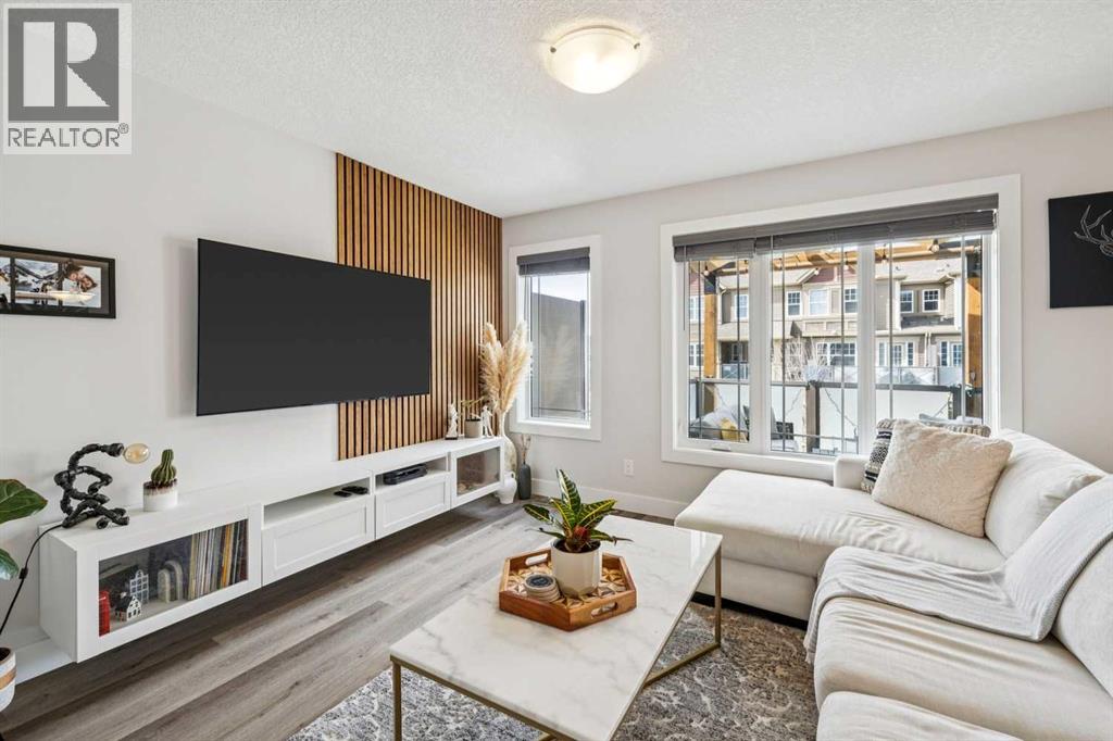 230 Hillcrest Gardens Sw, Airdrie, Alberta  T4B 4J2 - Photo 21 - A2303034