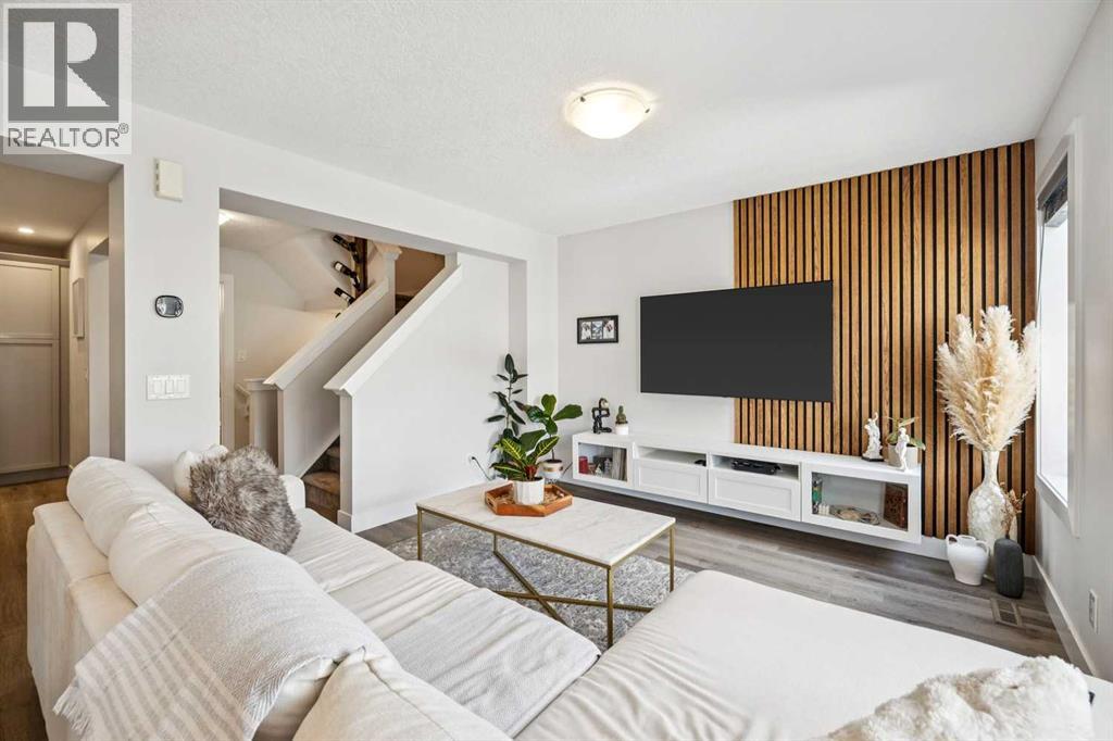 230 Hillcrest Gardens Sw, Airdrie, Alberta  T4B 4J2 - Photo 19 - A2303034