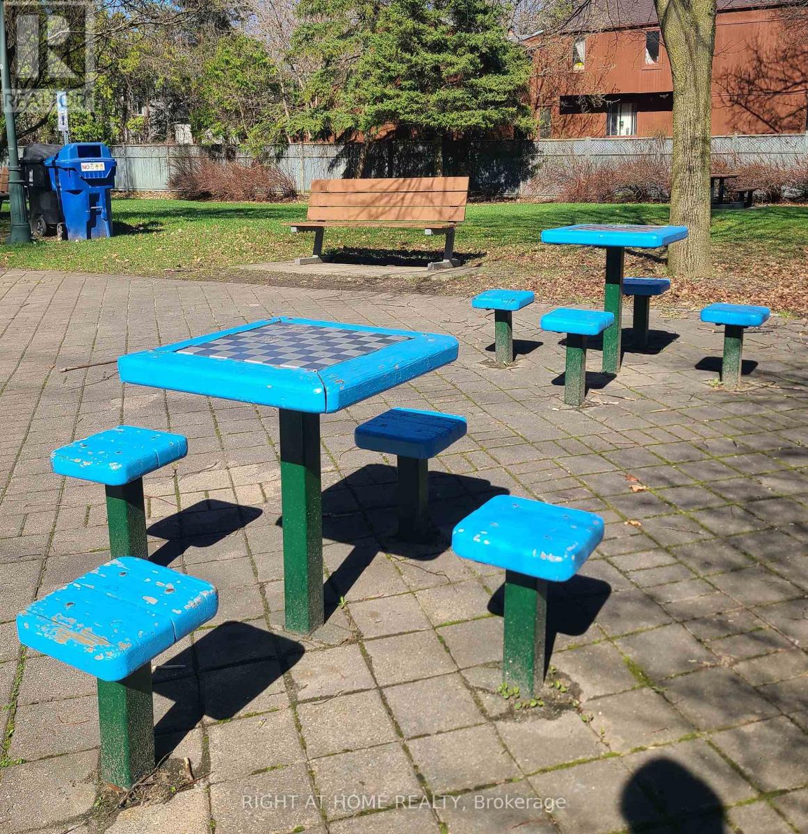 300 - 28 Pemberton Avenue, Toronto, Ontario  M2M 4L1 - Photo 17 - C13014874