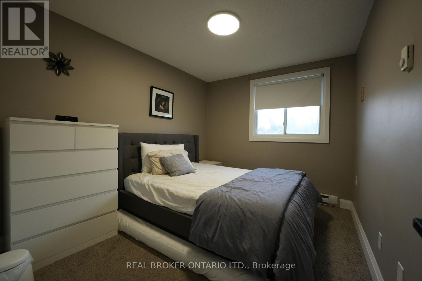 8 Ralgreen Crescent, Kitchener, Ontario  N2M 1T9 - Photo 17 - X12994936