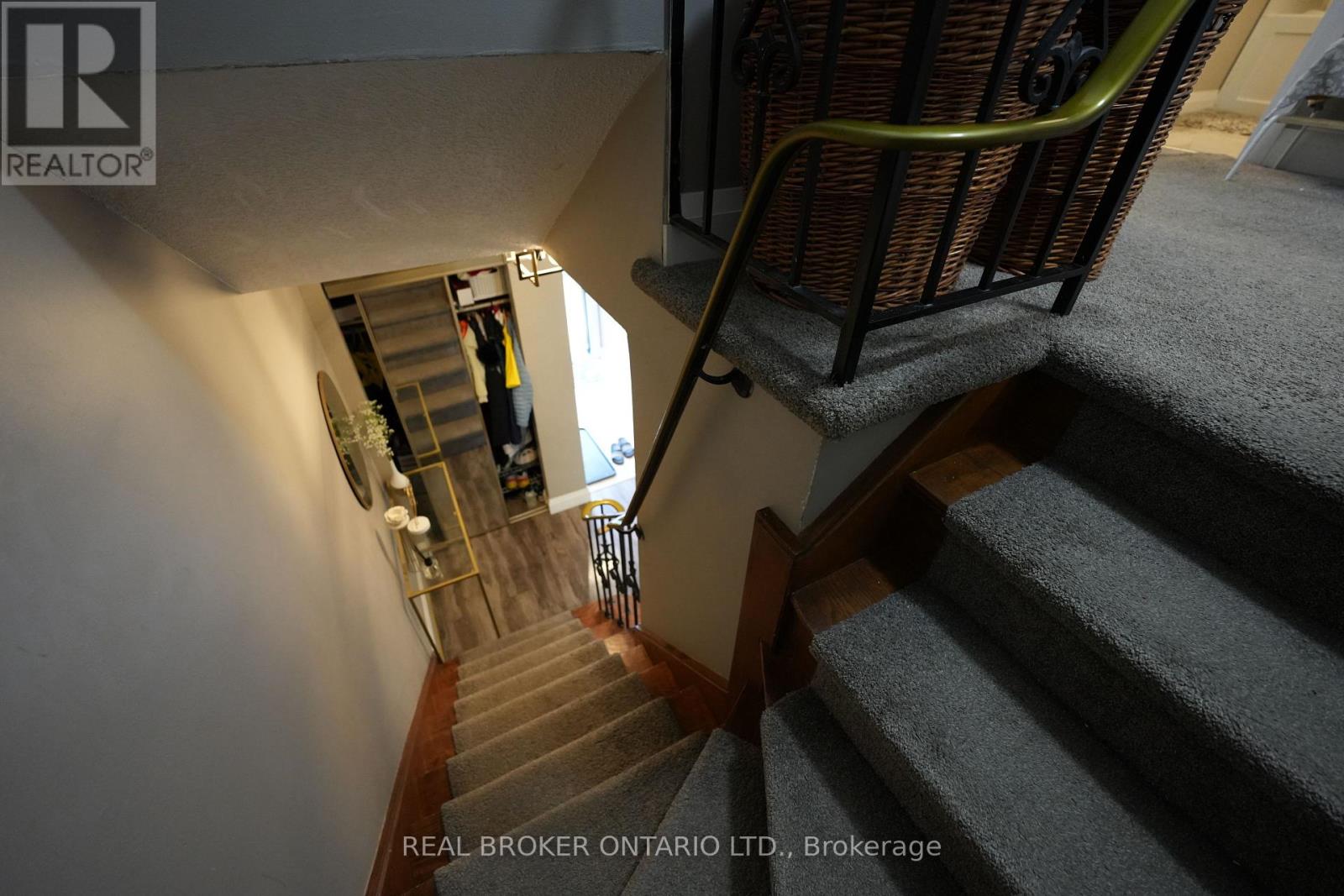 8 Ralgreen Crescent, Kitchener, Ontario  N2M 1T9 - Photo 9 - X12994936