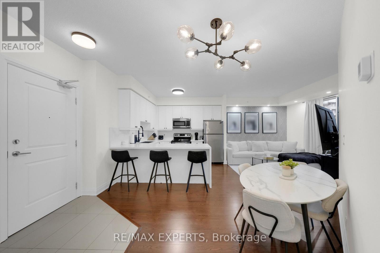 606 - 24 Woodstream Boulevard, Vaughan, Ontario  L4L 8C4 - Photo 10 - N13015196