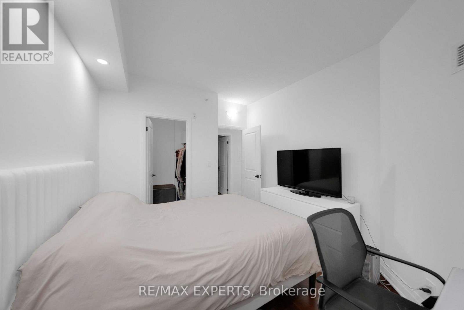 606 - 24 Woodstream Boulevard, Vaughan, Ontario  L4L 8C4 - Photo 16 - N13015196