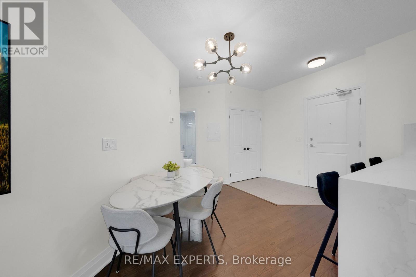 606 - 24 Woodstream Boulevard, Vaughan, Ontario  L4L 8C4 - Photo 9 - N13015196