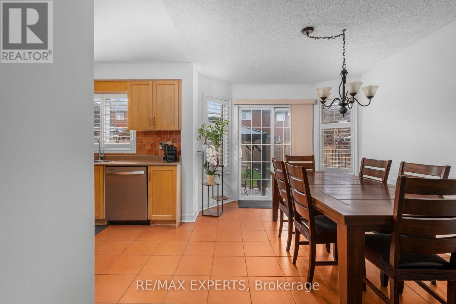 38 Sarno Street, Vaughan, Ontario  L4H 1X6 - Photo 12 - N13015208