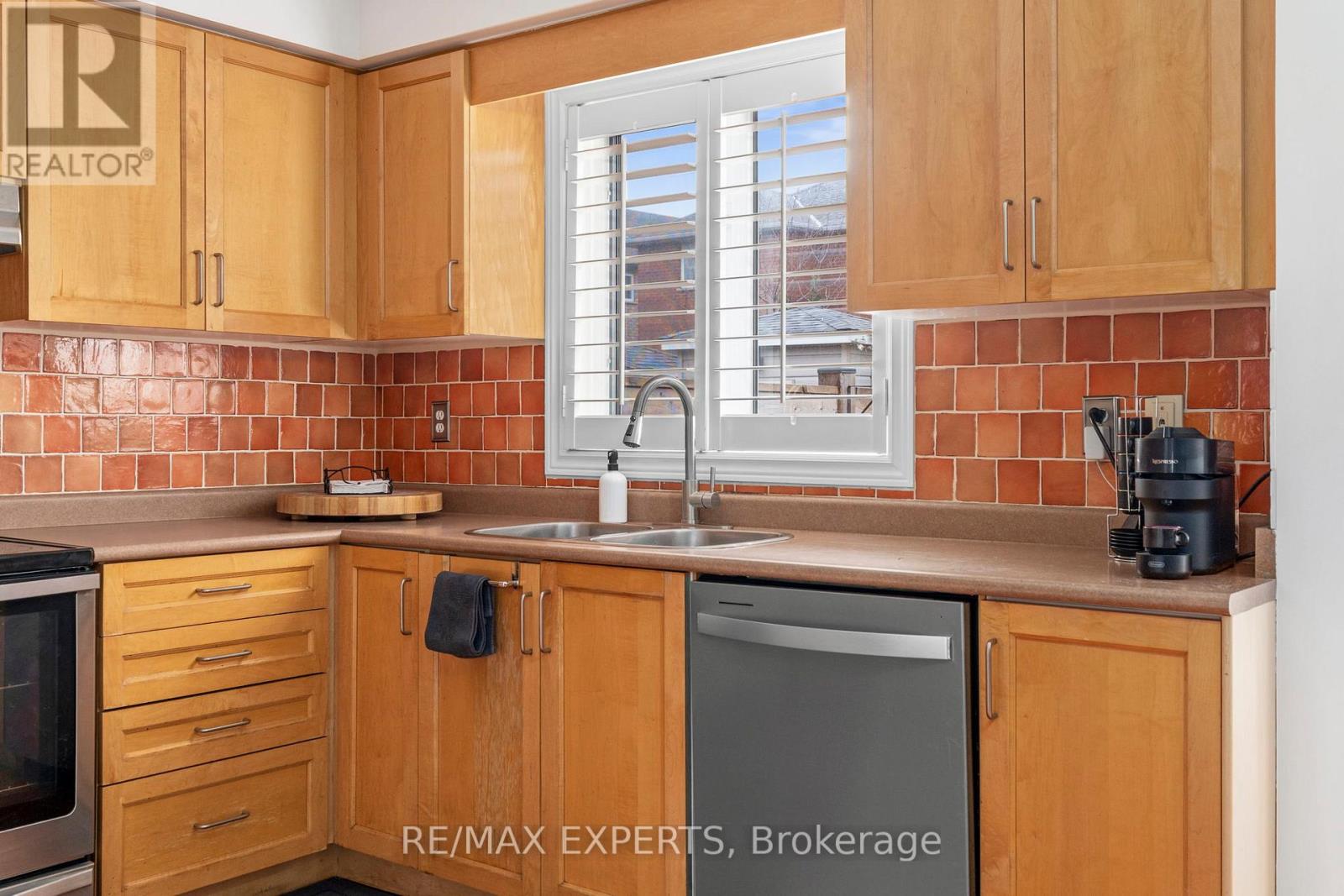 38 Sarno Street, Vaughan, Ontario  L4H 1X6 - Photo 16 - N13015208