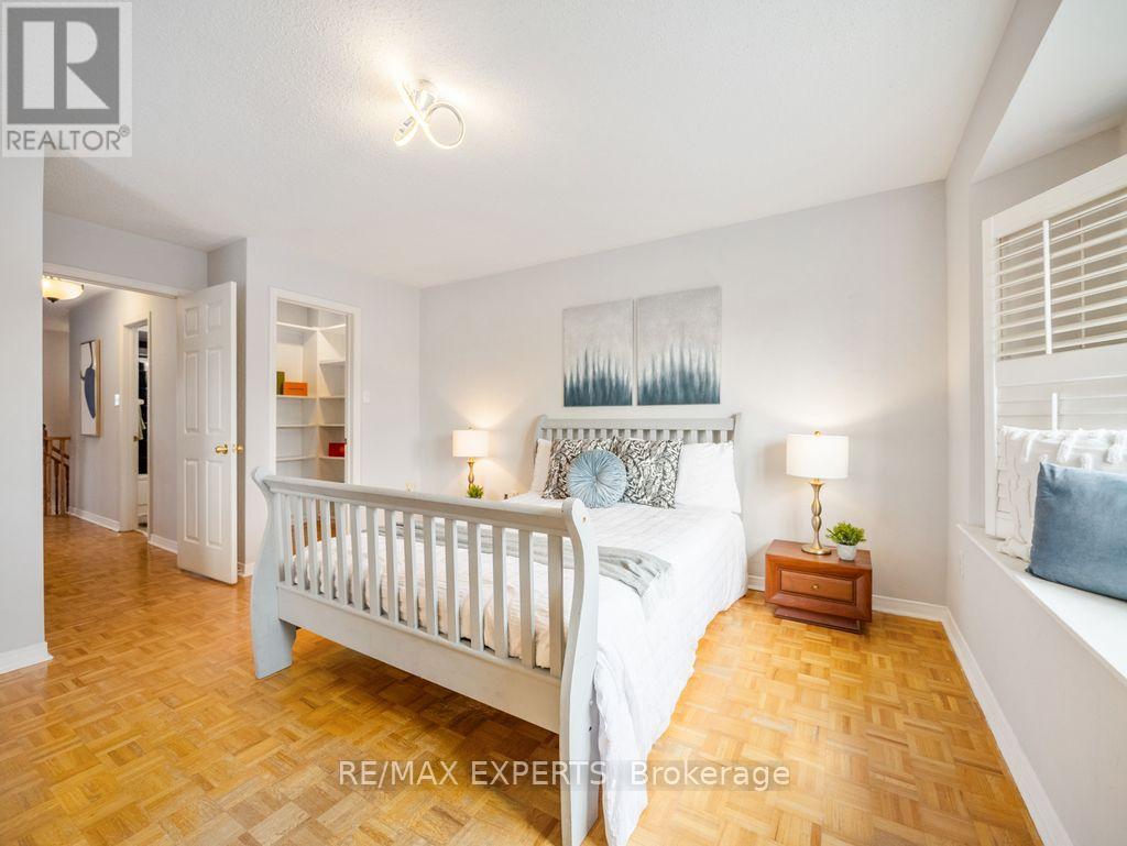 97 Pinedale Gate, Vaughan, Ontario  L4L 8X3 - Photo 17 - N13015216