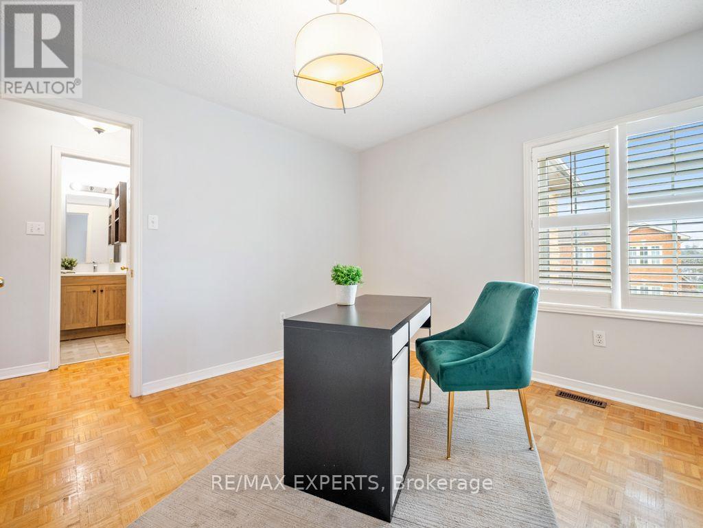 97 Pinedale Gate, Vaughan, Ontario  L4L 8X3 - Photo 20 - N13015216