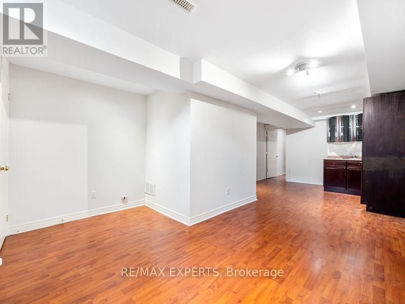 97 Pinedale Gate, Vaughan, Ontario  L4L 8X3 - Photo 23 - N13015216