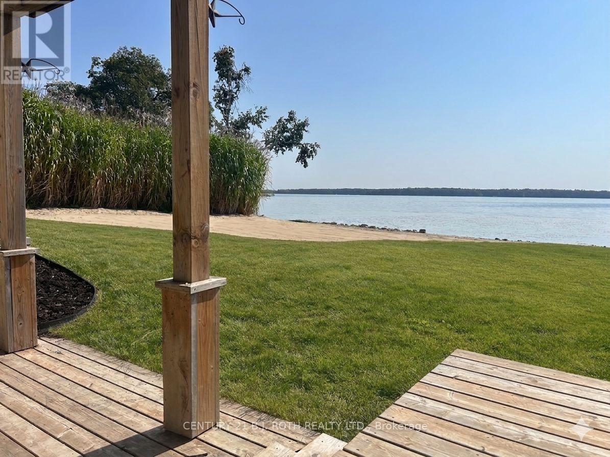 1931 Woods Bay Road, Severn, Ontario  L3V 0V7 - Photo 10 - S13015230