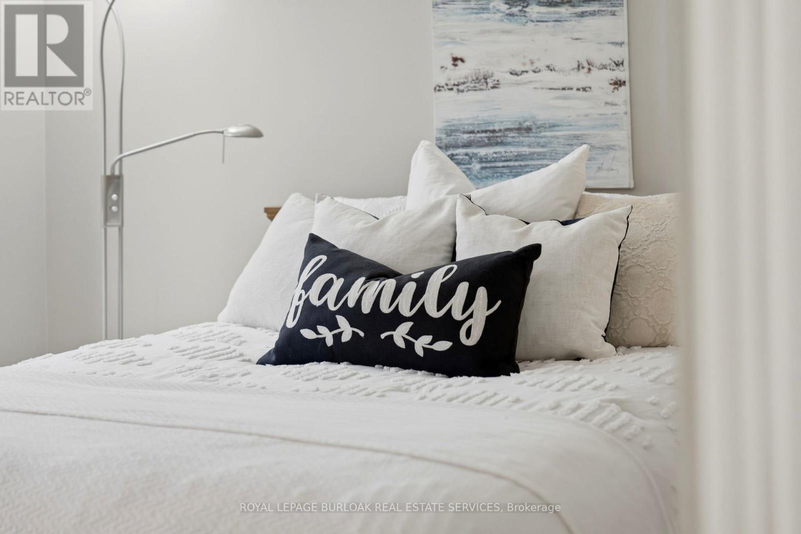 222 Riverview Street, Oakville, Ontario  L6L 5W3 - Photo 24 - W13015200