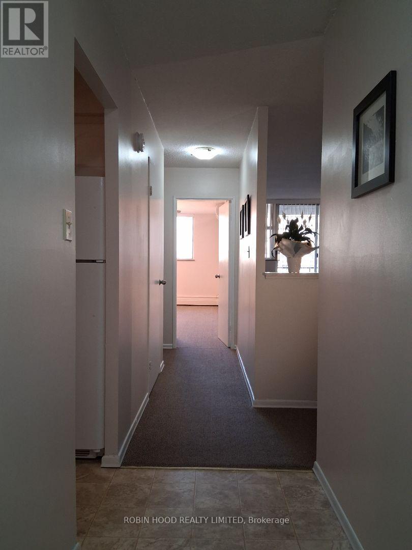 605 - 975 Warwick Court, Burlington, Ontario  L7T 3Z7 - Photo 13 - W13015210