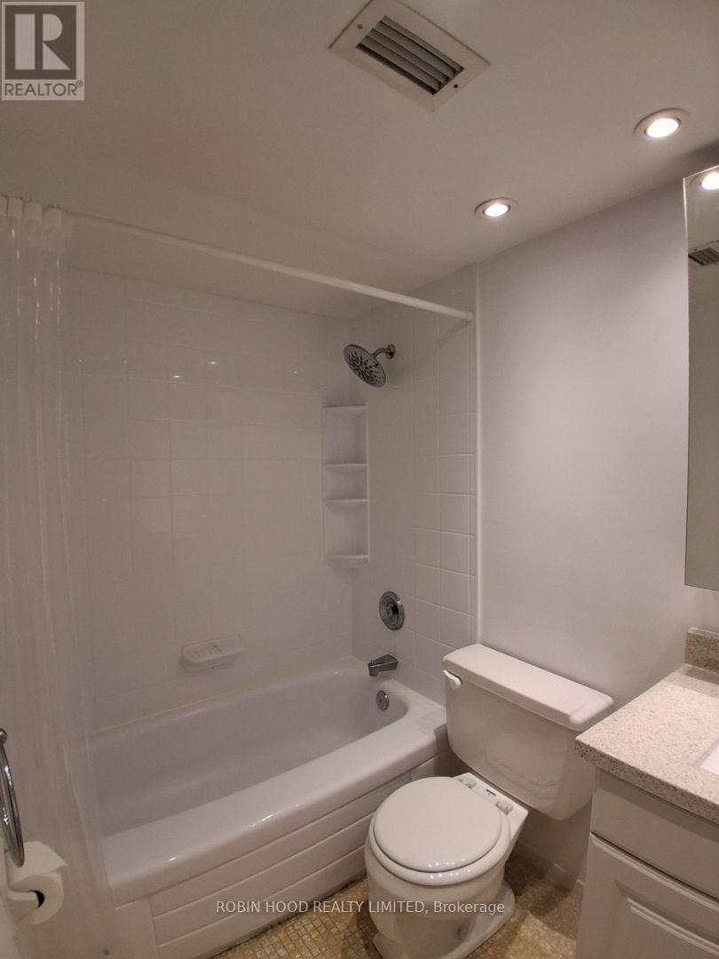 605 - 975 Warwick Court, Burlington, Ontario  L7T 3Z7 - Photo 7 - W13015210