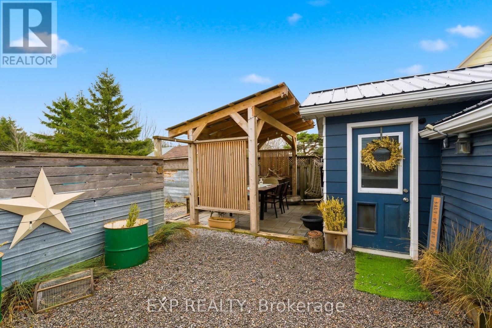 41 Lake Street, Prince Edward County, Ontario  K0K 2T0 - Photo 22 - X12684368