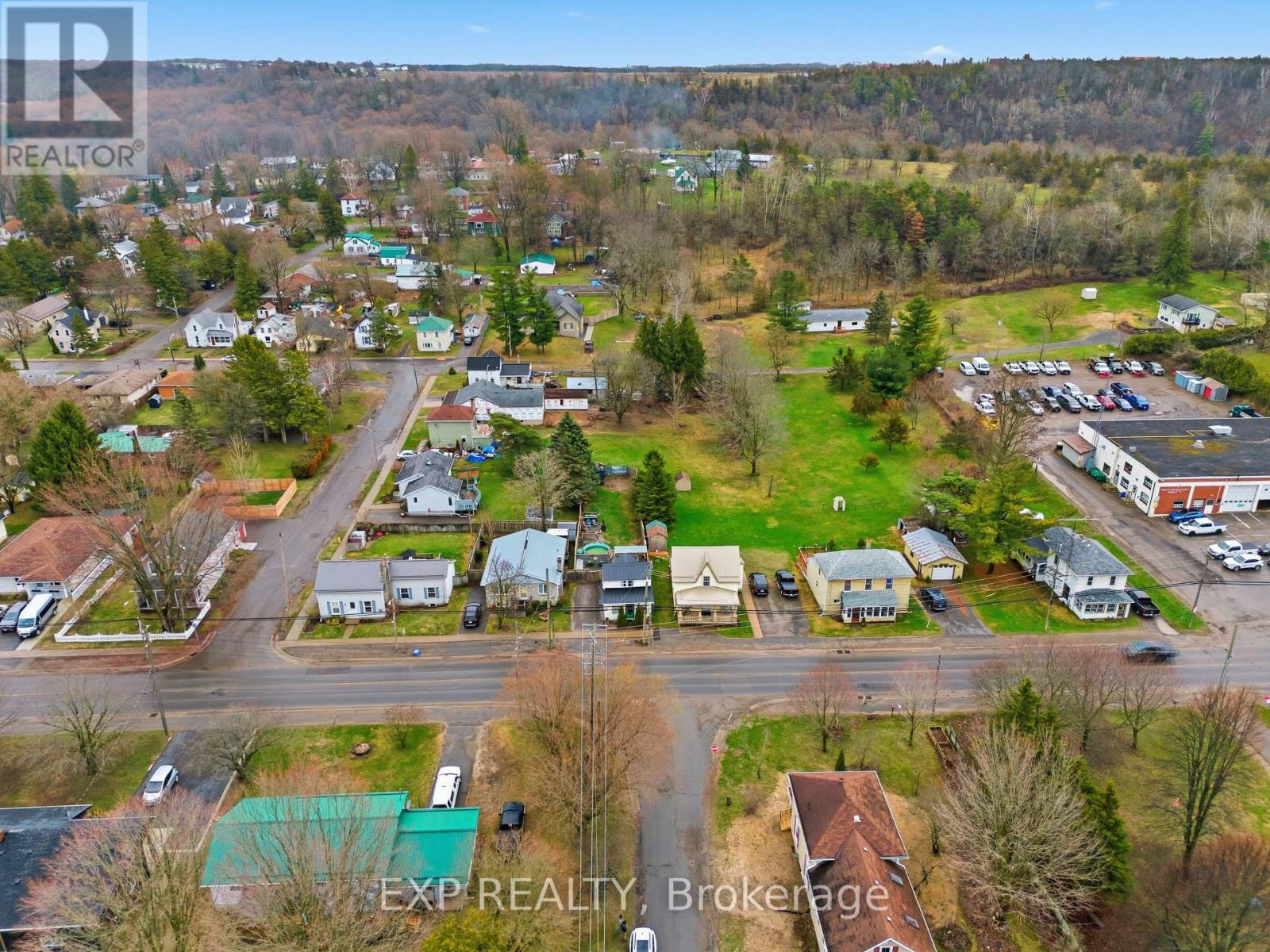 41 Lake Street, Prince Edward County, Ontario  K0K 2T0 - Photo 27 - X12684368