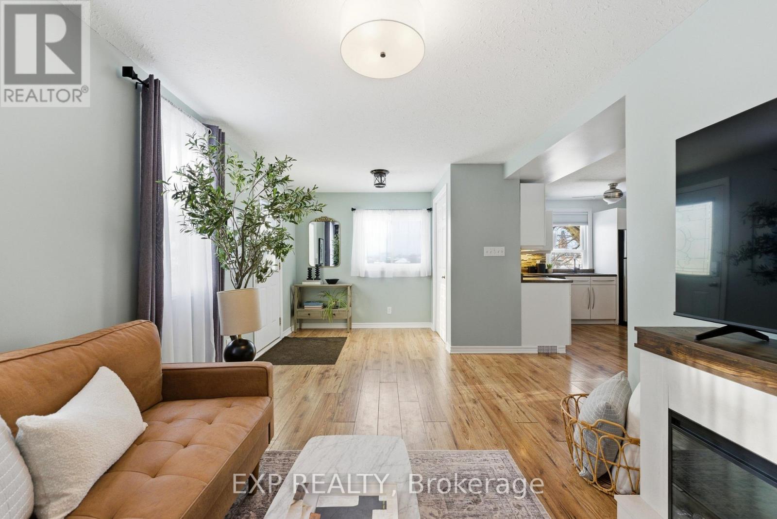 88 Dundas Street E, Belleville, Ontario  K8N 1C1 - Photo 3 - X12766290