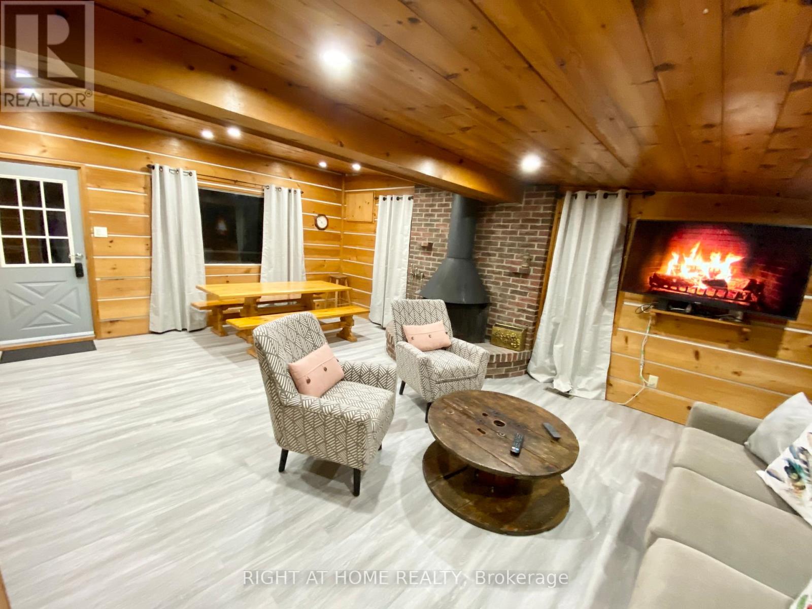 108 Settlers Way, Blue Mountains, Ontario  L9Y 0N9 - Photo 2 - X13015206