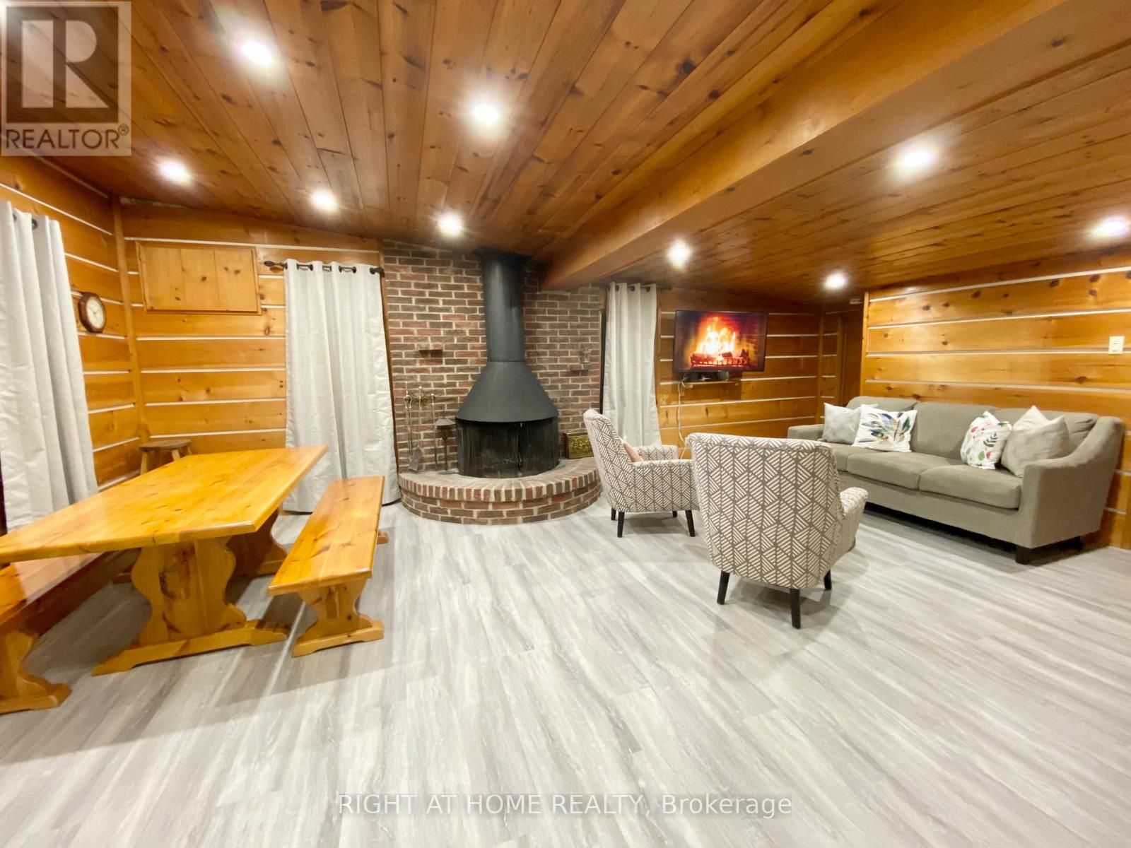 108 Settlers Way, Blue Mountains, Ontario  L9Y 0N9 - Photo 3 - X13015206