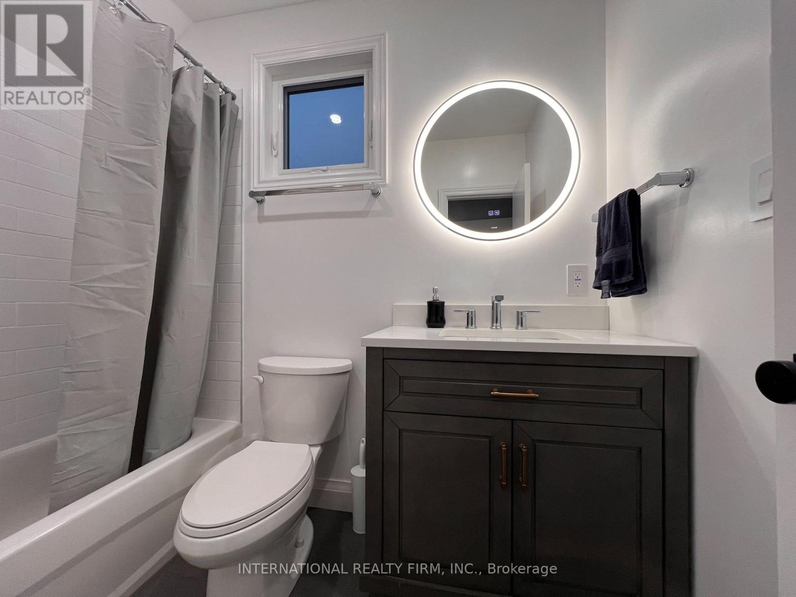 9 Admiral Road, St. Catharines, Ontario  L2P 1G4 - Photo 12 - X13015218