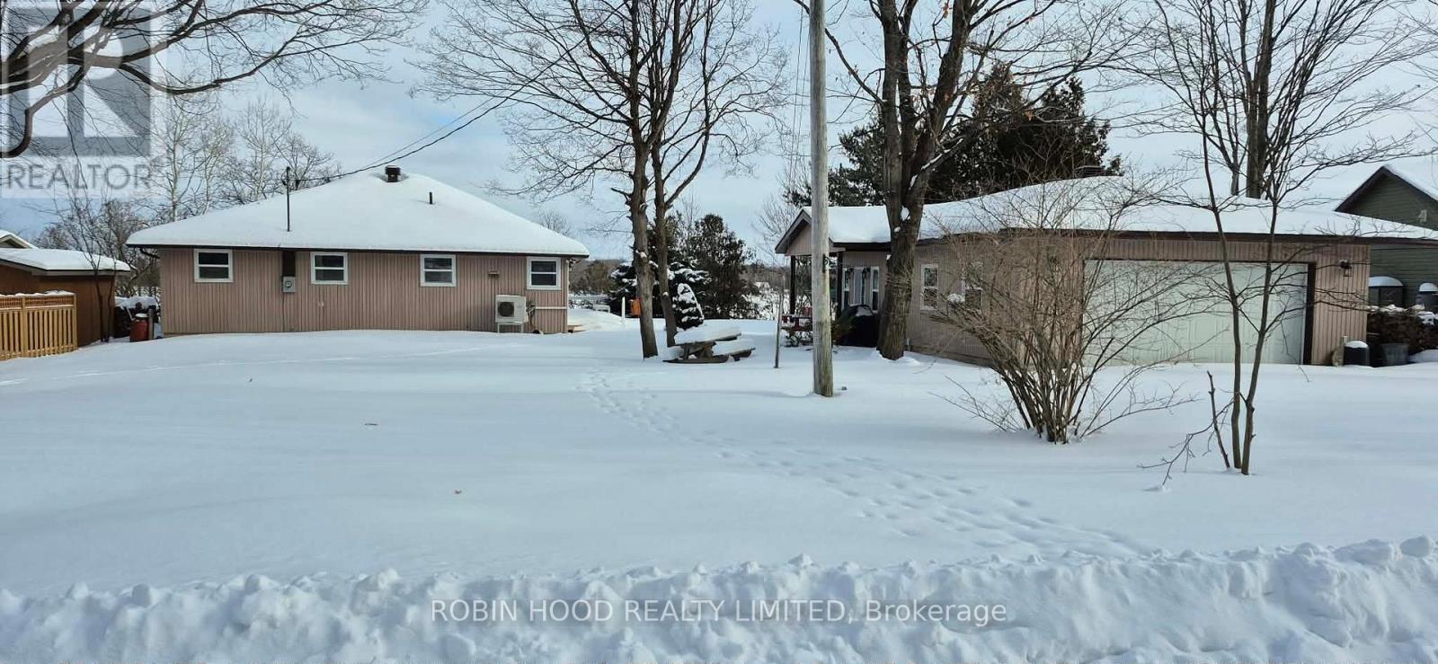 211 Mcbride Point Drive, Rideau Lakes, Ontario  K0G 1X0 - Photo 5 - X13015220