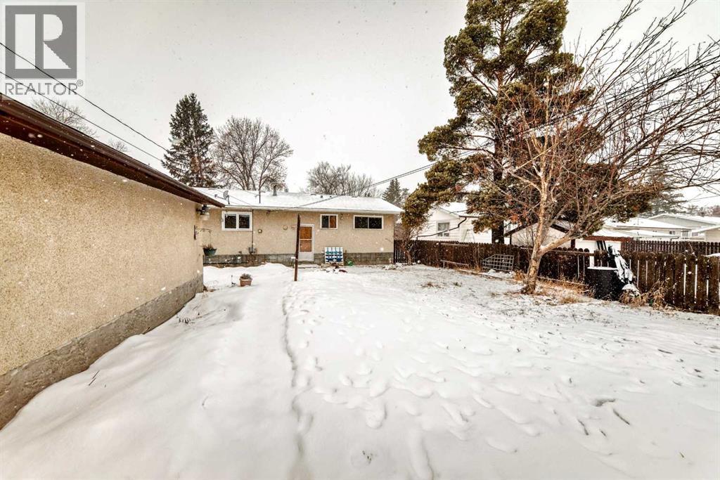 3905 43 Street, Ponoka, Alberta  T4J 1B2 - Photo 20 - A2292707