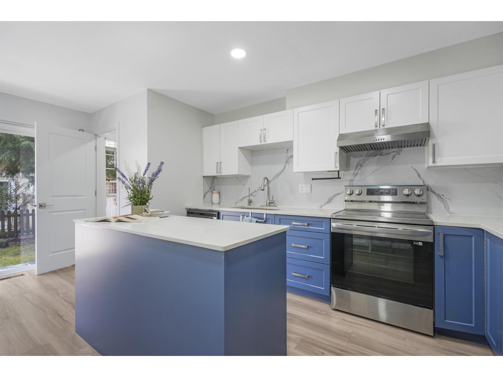 32 6533 121 STREET, Surrey, British Columbia