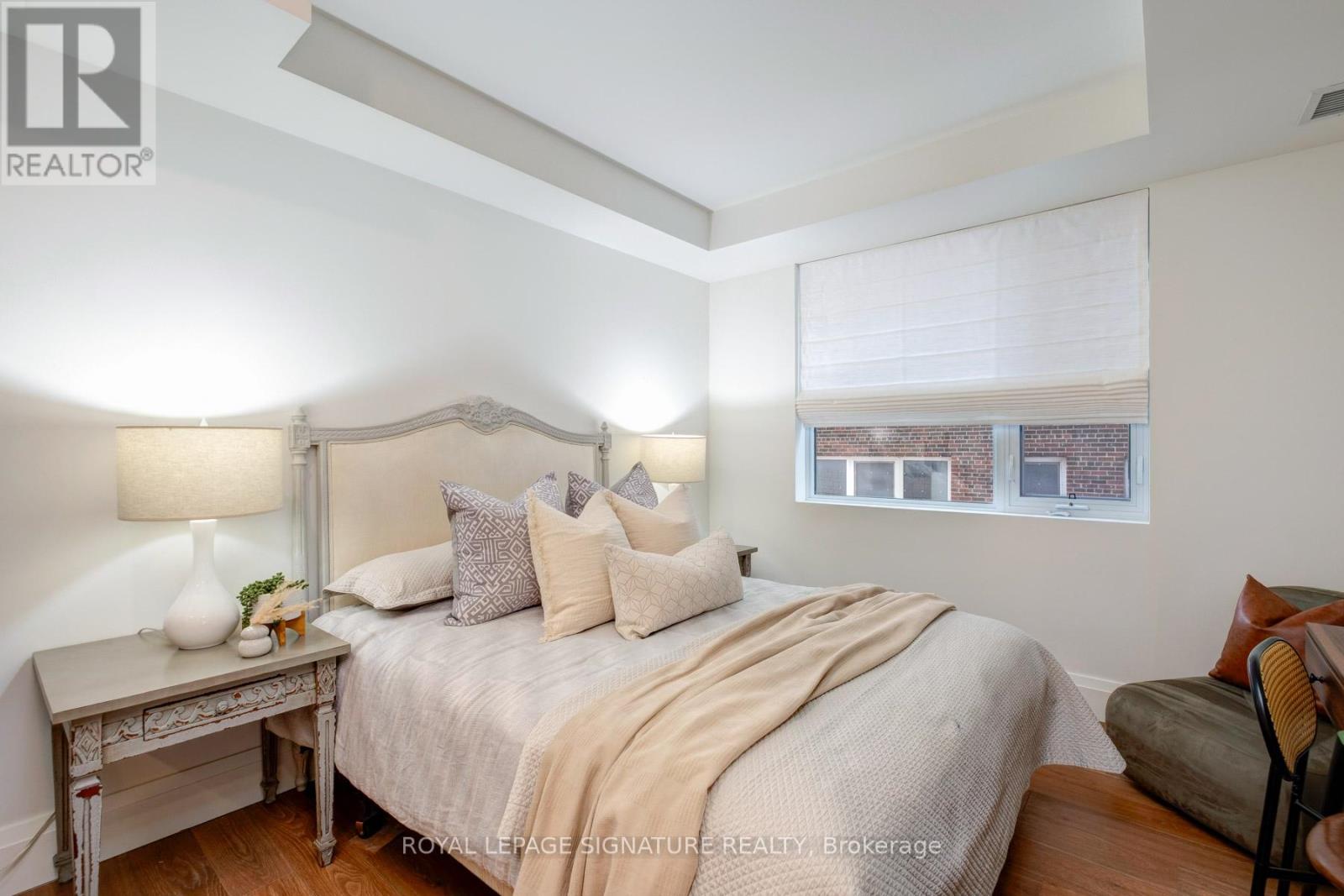 303 - 285 Avenue Road, Toronto, Ontario  M4V 2G8 - Photo 26 - C12981206