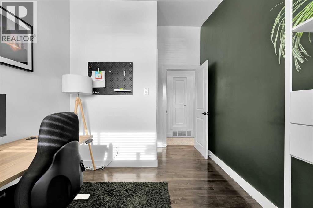 4115 Bowlen Street Nw, Calgary, Alberta  T2L 1P8 - Photo 23 - A2299313