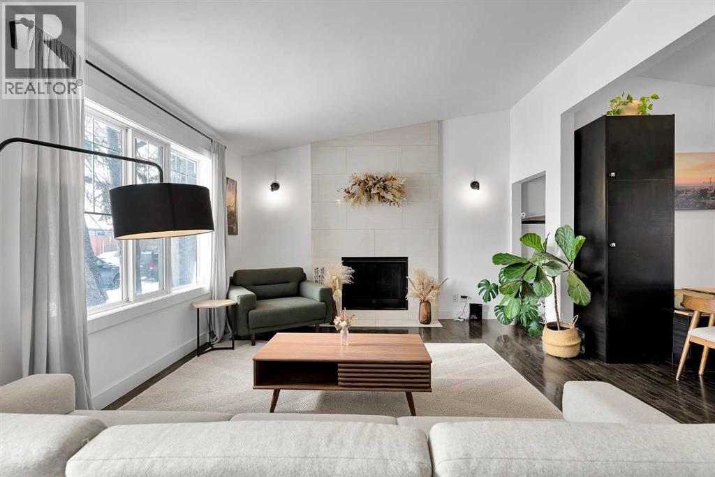 4115 Bowlen Street Nw, Calgary, Alberta  T2L 1P8 - Photo 6 - A2299313