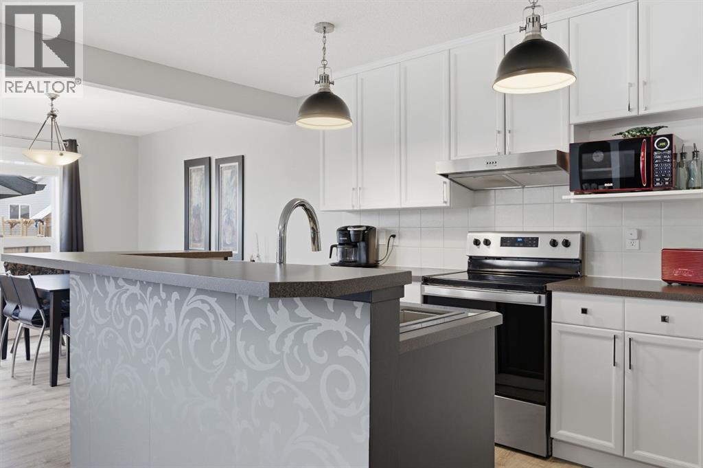 44 Cimarron Grove Way, Okotoks, Alberta  T1S 2L9 - Photo 10 - A2300564