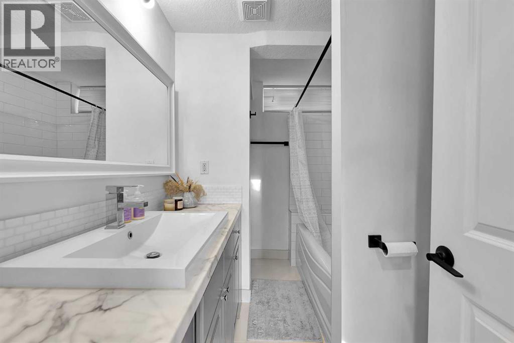 4115 Bowlen Street Nw, Calgary, Alberta  T2L 1P8 - Photo 39 - A2299313