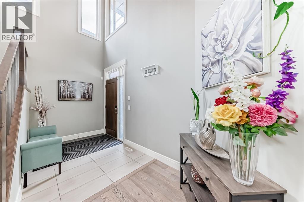 193 Kinniburgh Circle, Chestermere, Alberta  T1X 0P8 - Photo 4 - A2300713