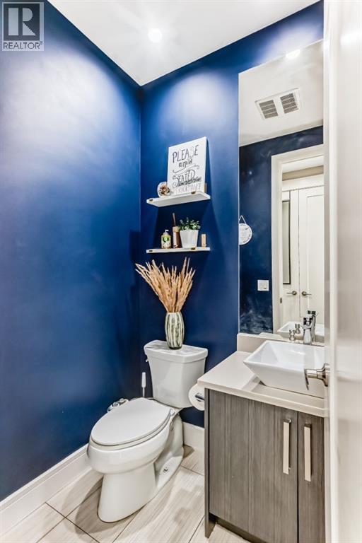 193 Kinniburgh Circle, Chestermere, Alberta  T1X 0P8 - Photo 18 - A2300713