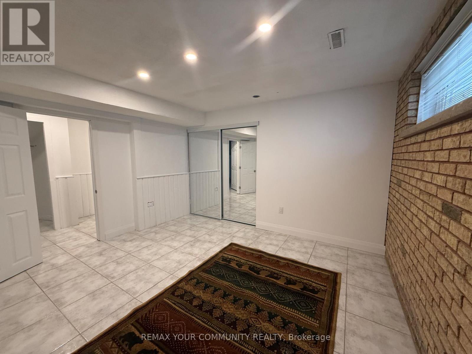 103 Wigwoss Drive, Vaughan, Ontario  L4L 2P9 - Photo 11 - N13014630