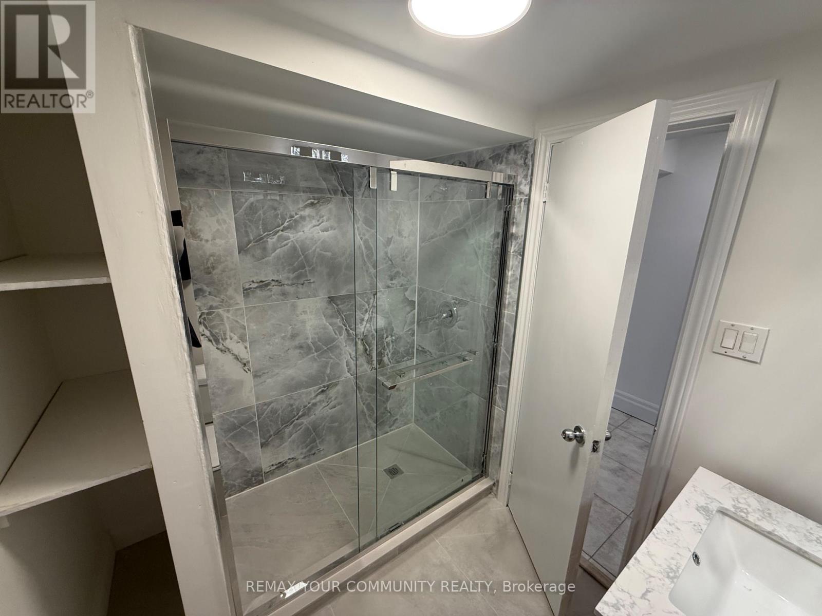 103 Wigwoss Drive, Vaughan, Ontario  L4L 2P9 - Photo 8 - N13014630