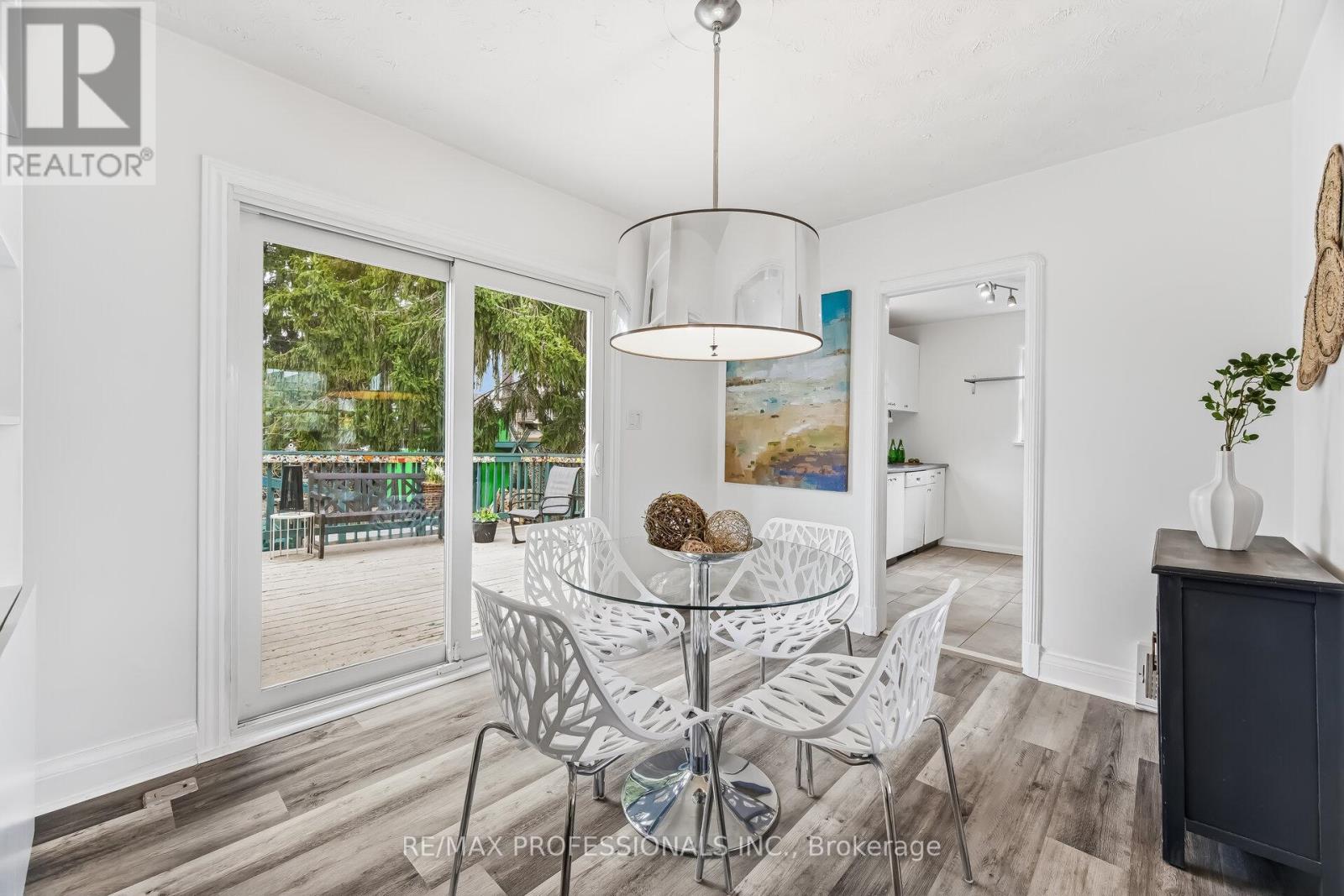 15 Twenty-Seventh Street, Toronto, Ontario  M8W 2X2 - Photo 11 - W12962196