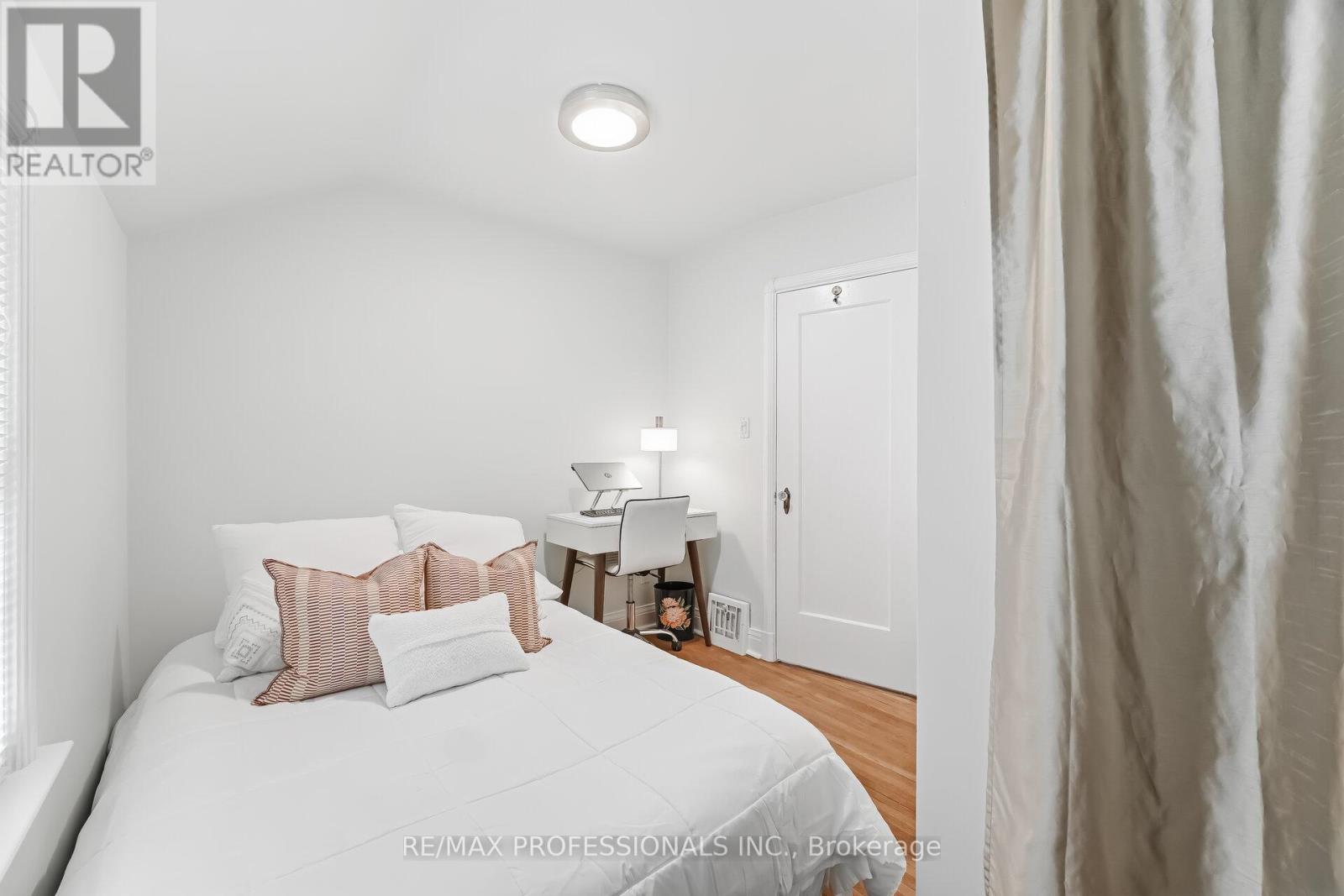 15 Twenty-Seventh Street, Toronto, Ontario  M8W 2X2 - Photo 27 - W12962196