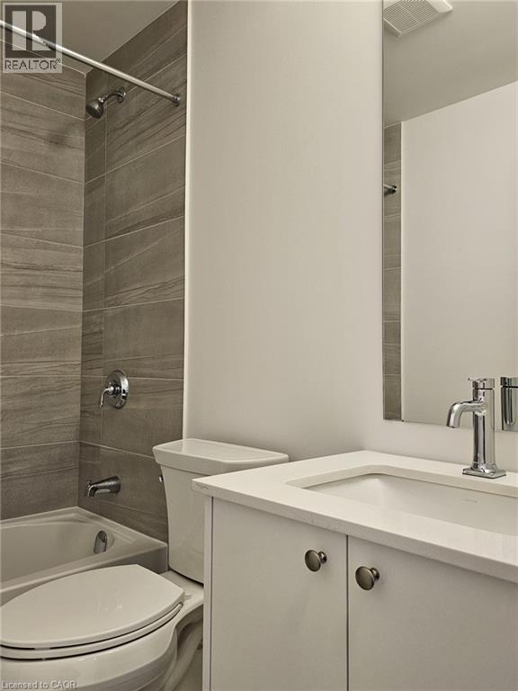 40 Palace Street Unit# J14, Kitchener, Ontario  N2E 0L2 - Photo 4 - 40821726