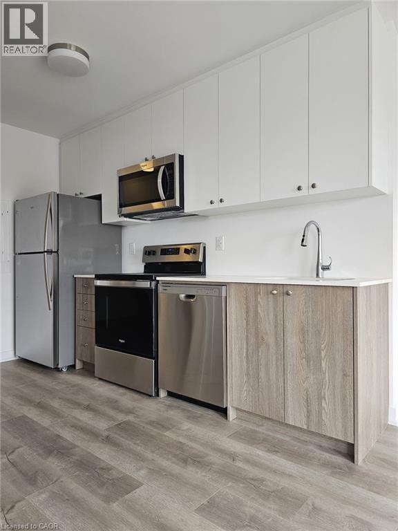 40 Palace Street Unit# J14, Kitchener, Ontario  N2E 0L2 - Photo 6 - 40821726